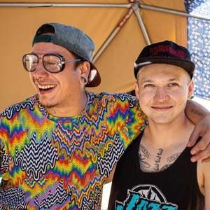 Meet your Posher, Carlos